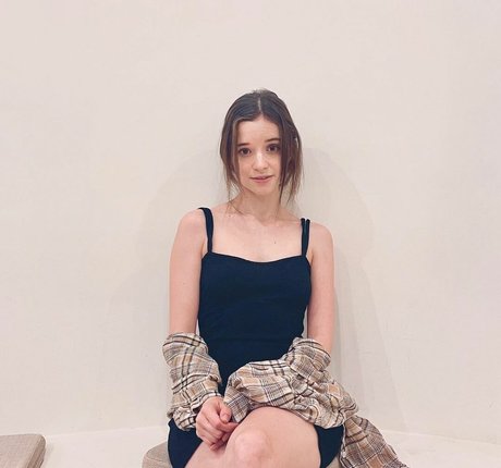 A_Bit_Rebecca photo 40