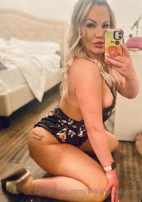 A_v_a_james88 photo 40