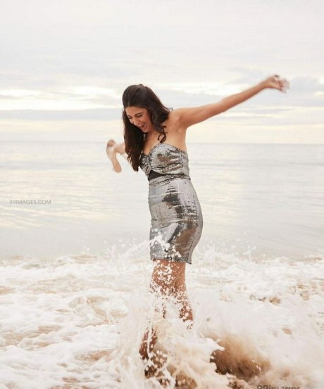 Aahana Kumra photo 5