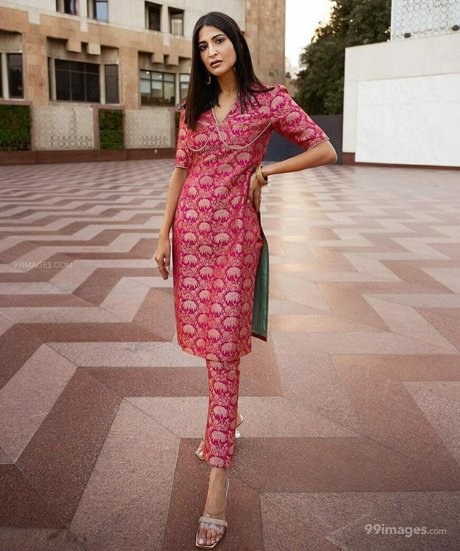 Aahana Kumra photo 11