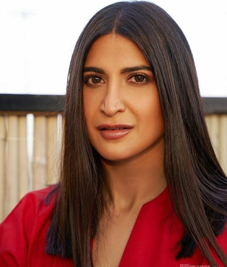 Aahana Kumra photo 34