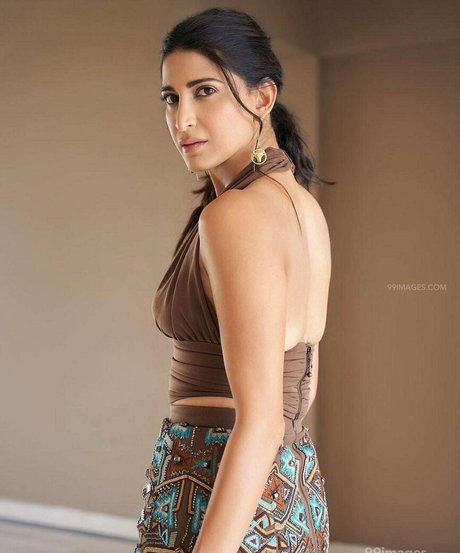 Aahana Kumra photo 58