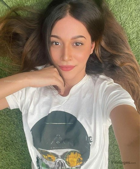 Aahana Kumra photo 102