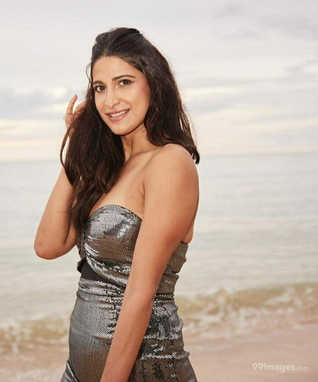 Aahana Kumra