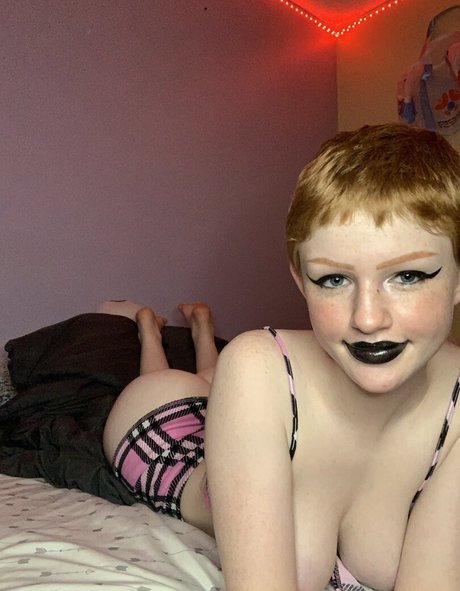 Aaliyah May photo 142