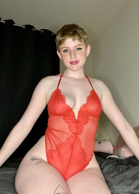 Aaliyah May photo 294