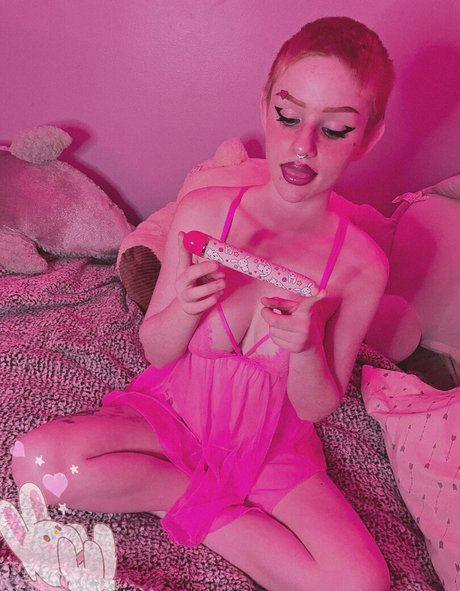 Aaliyah May photo 399