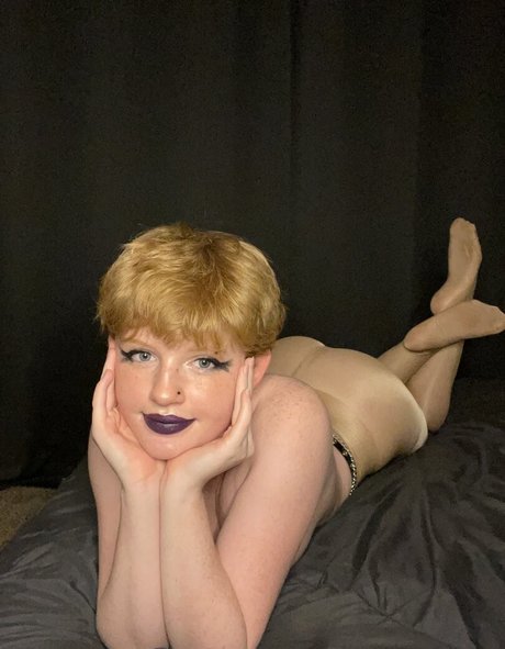 Aaliyah May photo 430