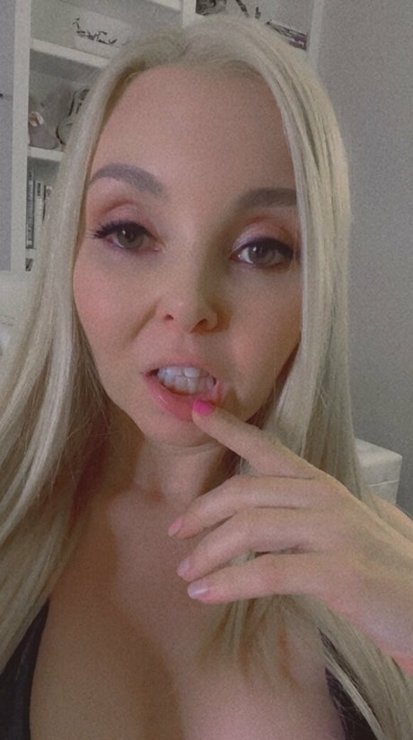 Aaliyahlove photo 52