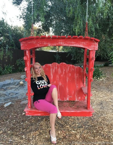 Aaliyahlove photo 99