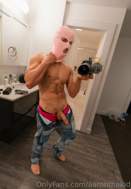 Aaronthekid photo 6