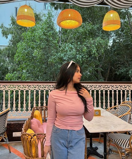 Aarushi Abrol photo 11