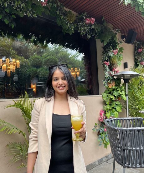 Aarushi Abrol photo 21