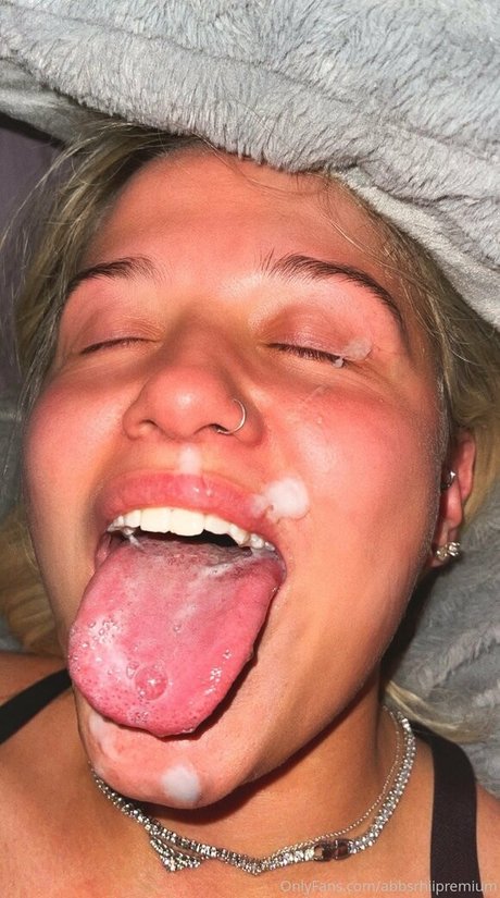 Profile photo of Abbsrhiiworld
