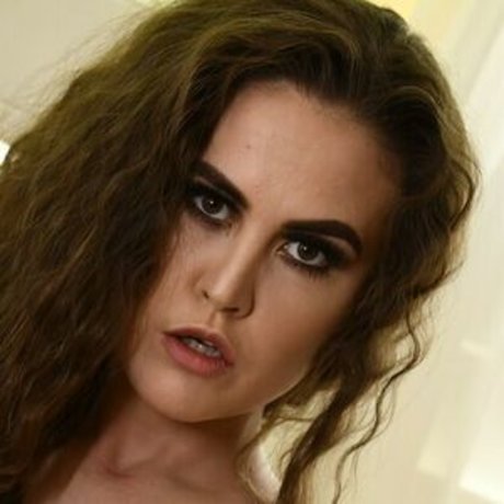 Abby Bakunas photo 7