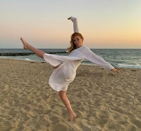Abby Cowen photo 24