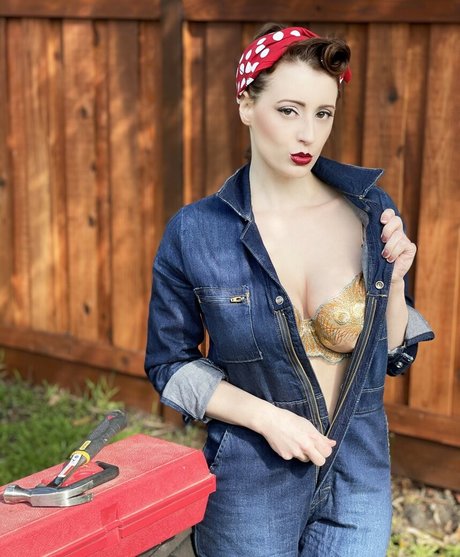 Abby DarkStar photo 111