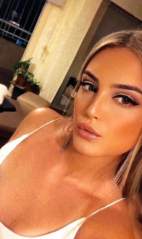Profile photo of Abby.es