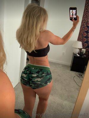 Abby Kruger photo 25