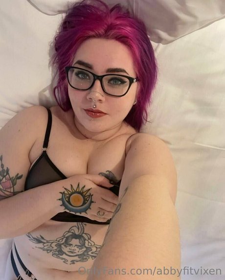 Abbyfitvixen photo 33
