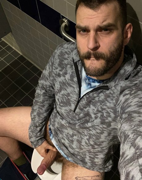 Abeardedboy photo 3