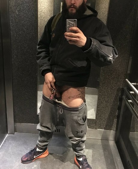 Abeardedboy photo 8