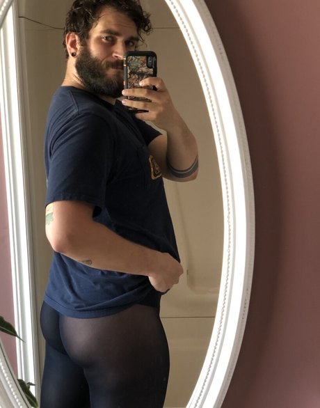 Abeardedboy photo 11