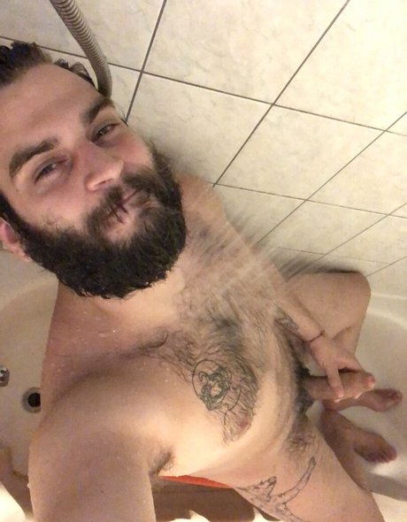Abeardedboy photo 18