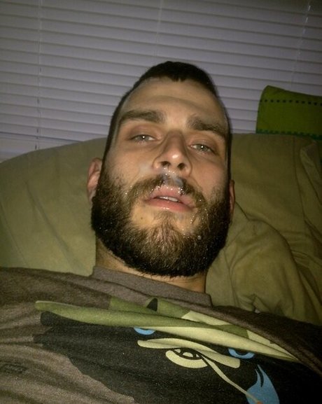 Abeardedboy photo 23