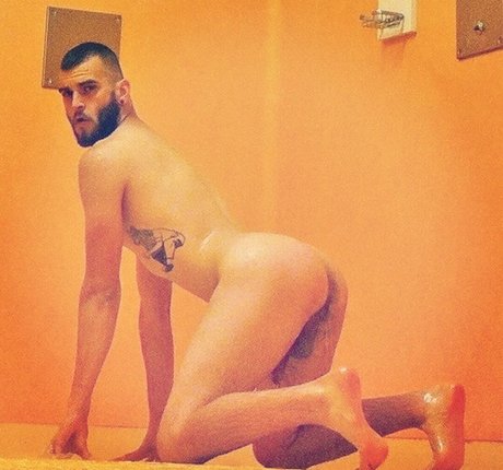 Abeardedboy photo 60