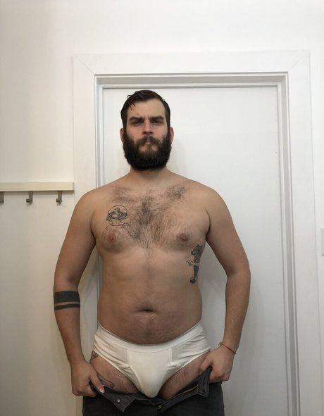 Abeardedboy photo 107