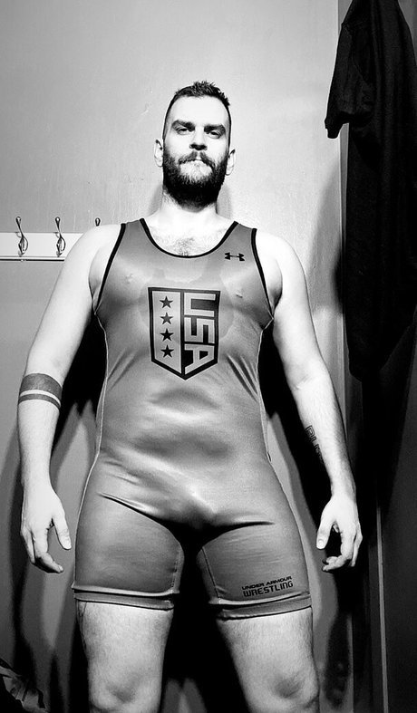 Abeardedboy photo 108