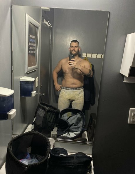 Abeardedboy photo 122