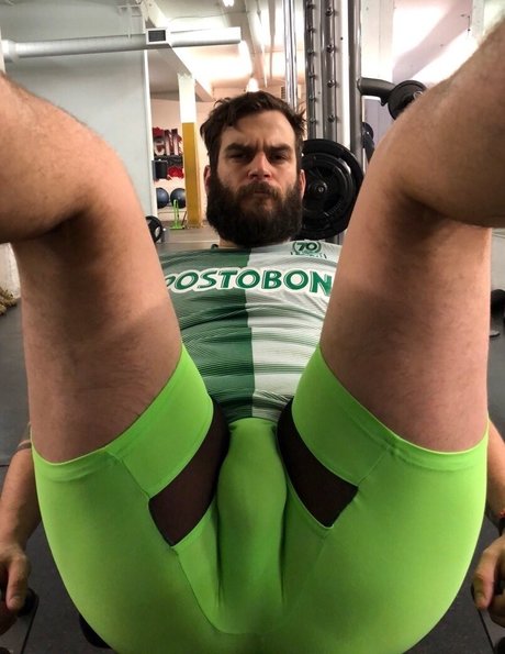 Abeardedboy photo 130