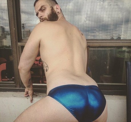 Abeardedboy photo 142