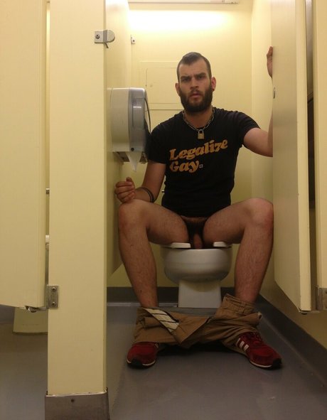 Abeardedboy photo 152