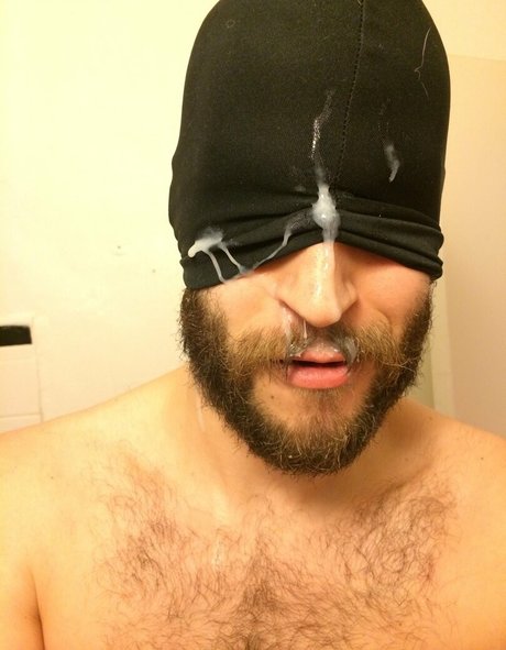 Abeardedboy photo 172