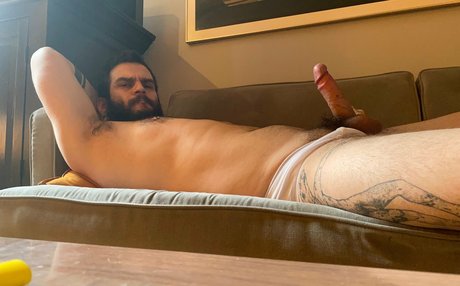 Abeardedboy photo 211