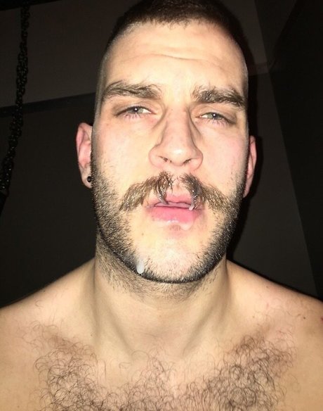 Abeardedboy photo 251