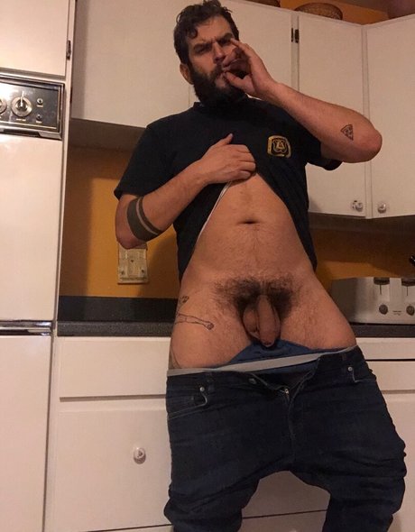 Abeardedboy photo 281