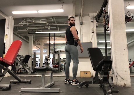 Abeardedboy photo 284