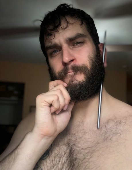 Abeardedboy photo 289