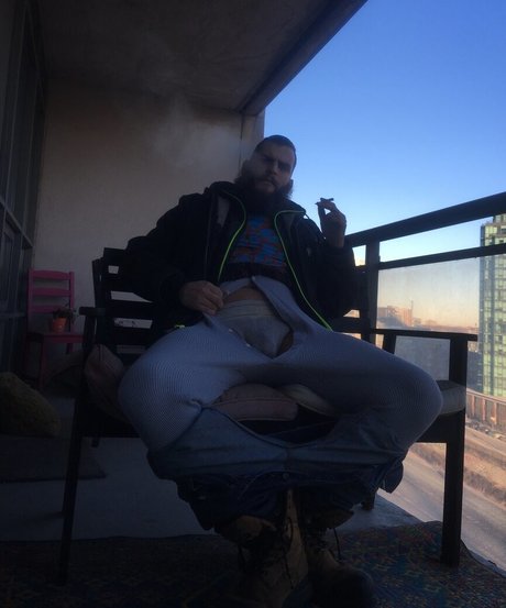 Abeardedboy photo 294