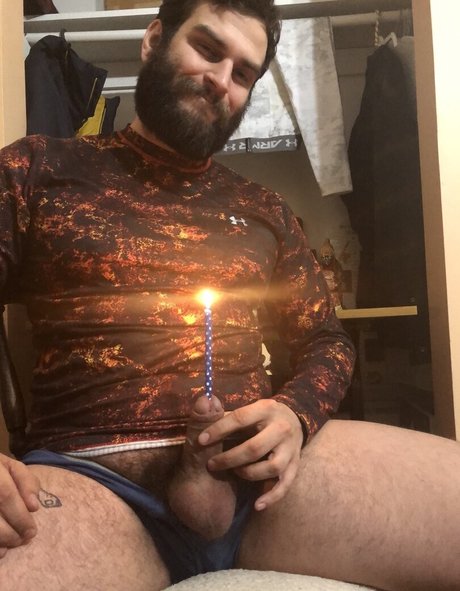 Abeardedboy photo 301
