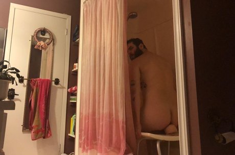 Abeardedboy photo 303