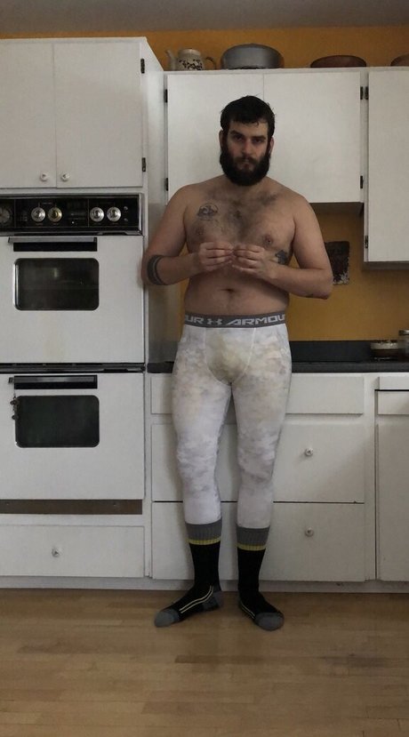 Abeardedboy photo 308