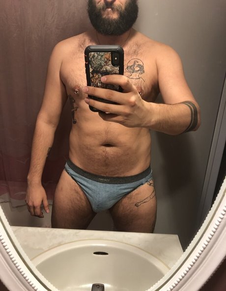 Abeardedboy photo 315