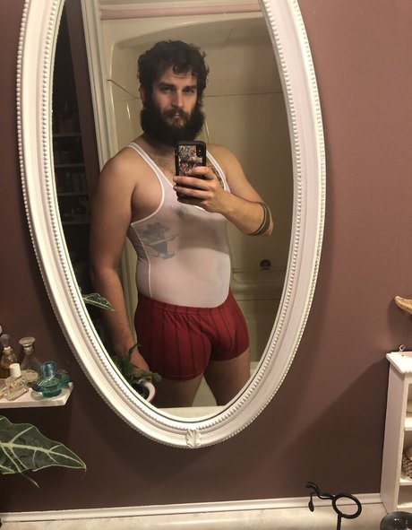 Abeardedboy photo 344