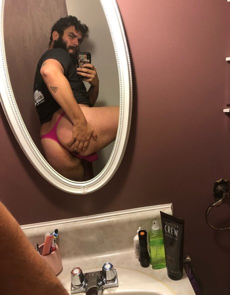 Abeardedboy photo 347