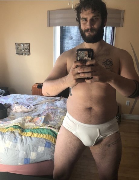 Abeardedboy photo 358